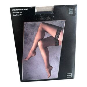 JCPenney Delicates Lace Top Thigh Highs Very Sheer Leg Sexy Toe Black Size 3